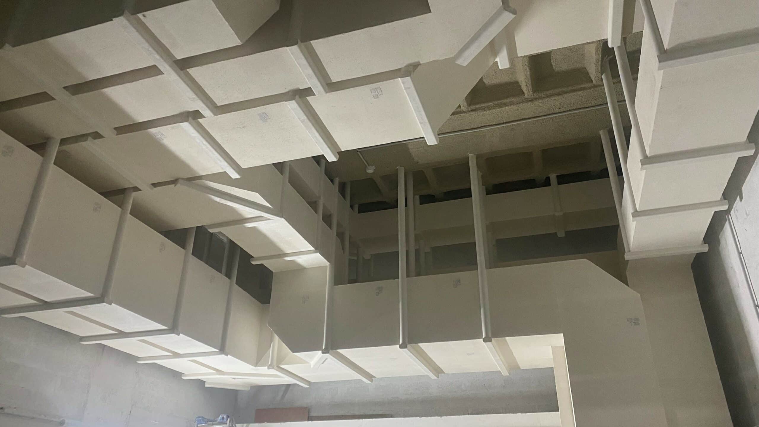 Chantier Live - CERTAF - 2022 - 4 Conduit de ventilation dans le chantier L1ve à Paris 16